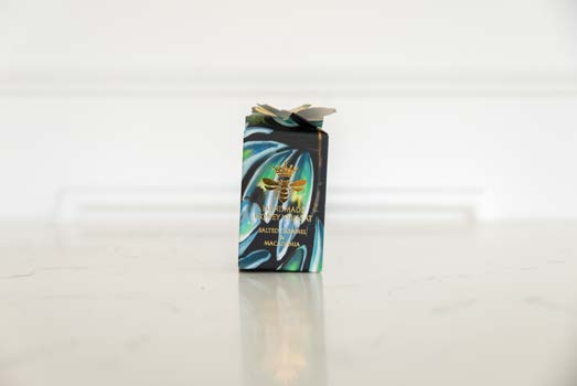 150g Hex Box Angels Choc (NEW LOOK) (Box of 10)