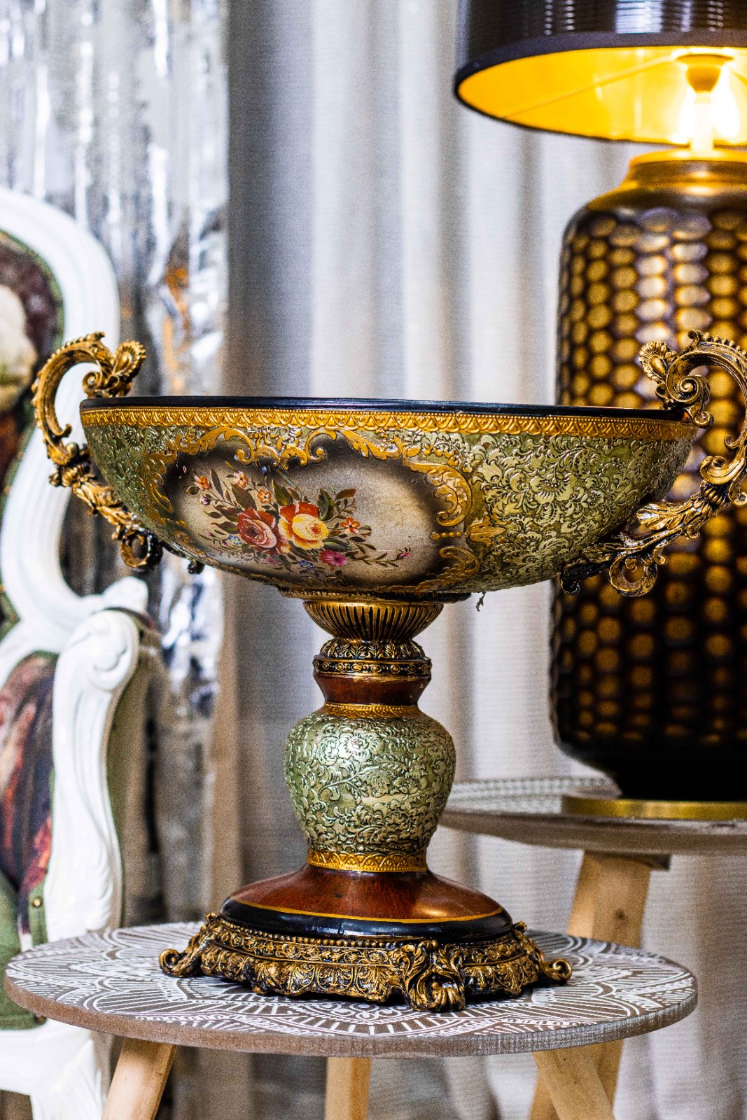 Bronze and porcelain decorative centerpiece bowl