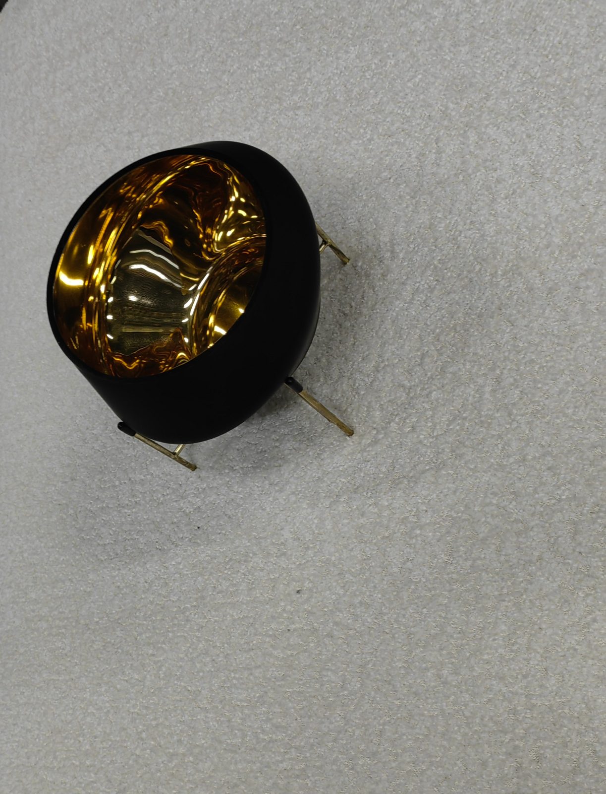Modern Bowl-shaped Table Lamp