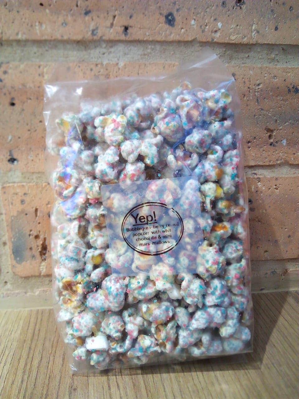 Yep! Bubblegum-berry flavoured popcorns